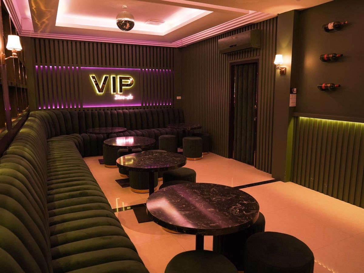 VIP Bar Lounge